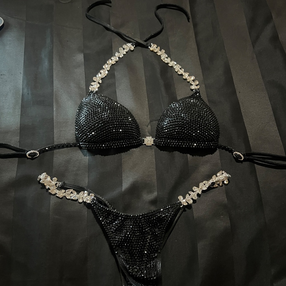 Competition bikini suit - Picture 2 of 5